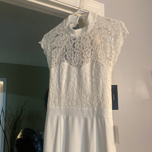 NWT Lulus white wedding dress - Picture 5 of 6